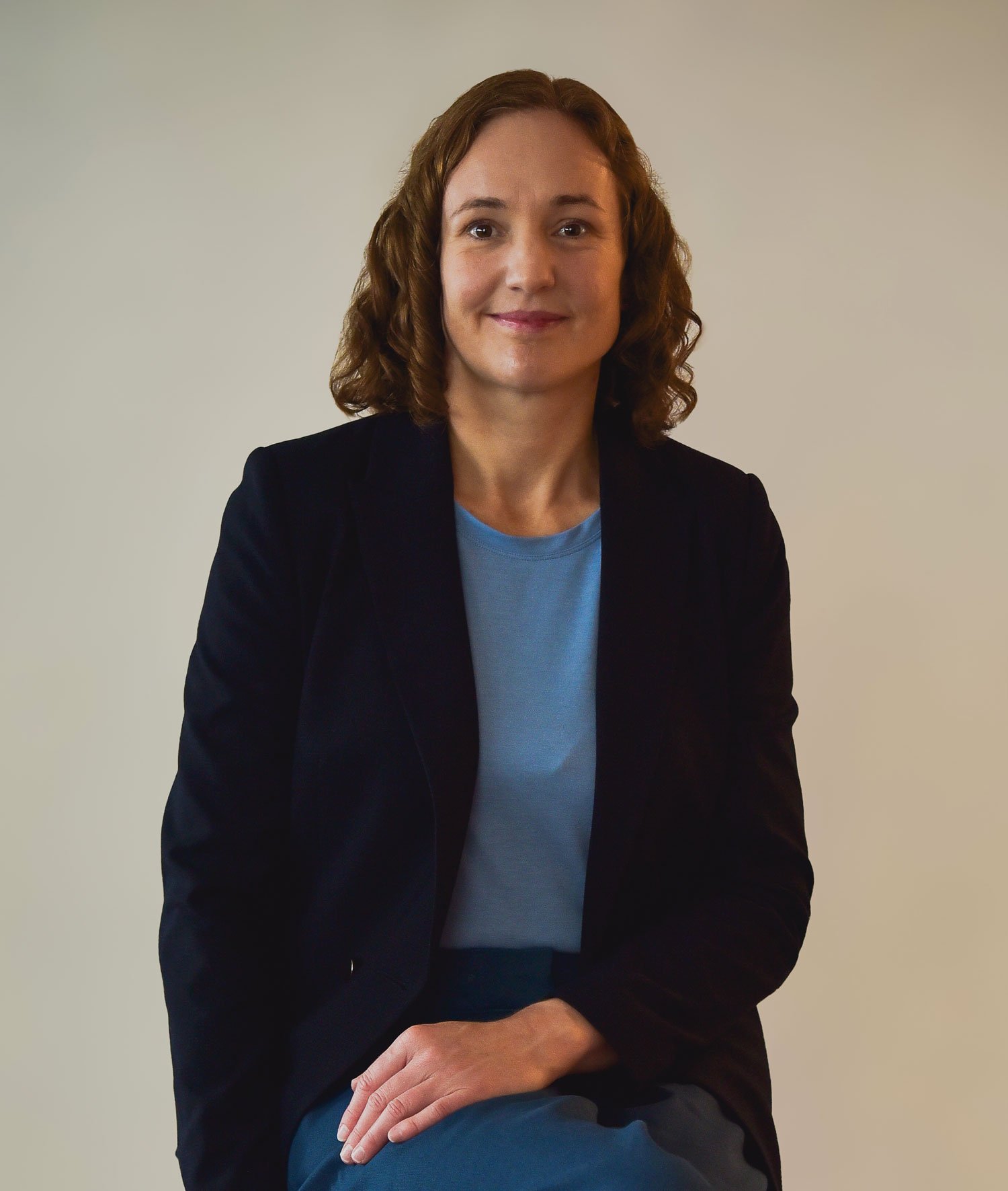 Kaitlyn-8-crop Caitlin Pincott Barrister